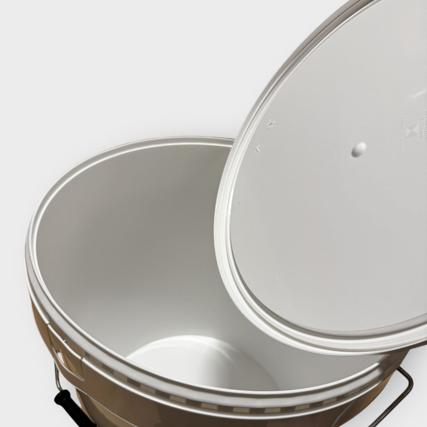 Lot de 5 Seaux Plastiques 20 L avec Couvercle Hermétique – Robustes, Étanches et Empilables - Jordan & Jordan